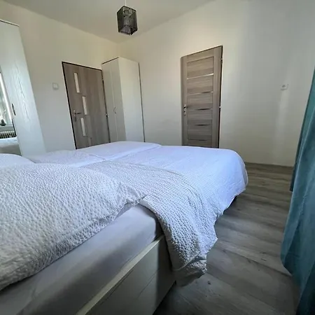 Bright And Comfy With Free Parking Apartament Velke Kapusany