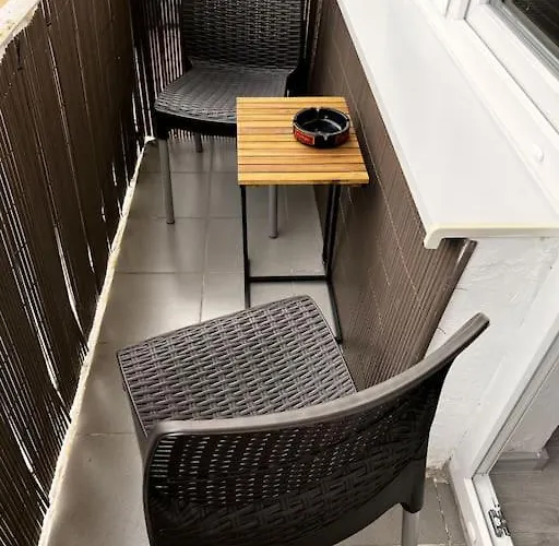 Bright And Comfy With Free Parking Apartment Velke Kapusany