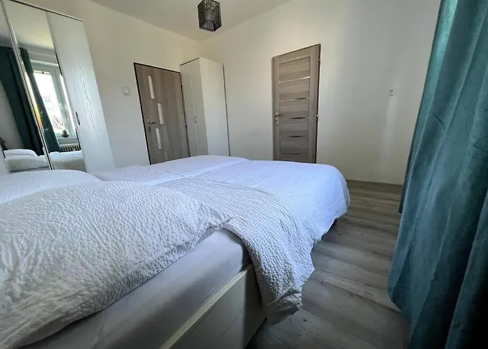 Bright And Comfy With Free Parking Apartment Velke Kapusany